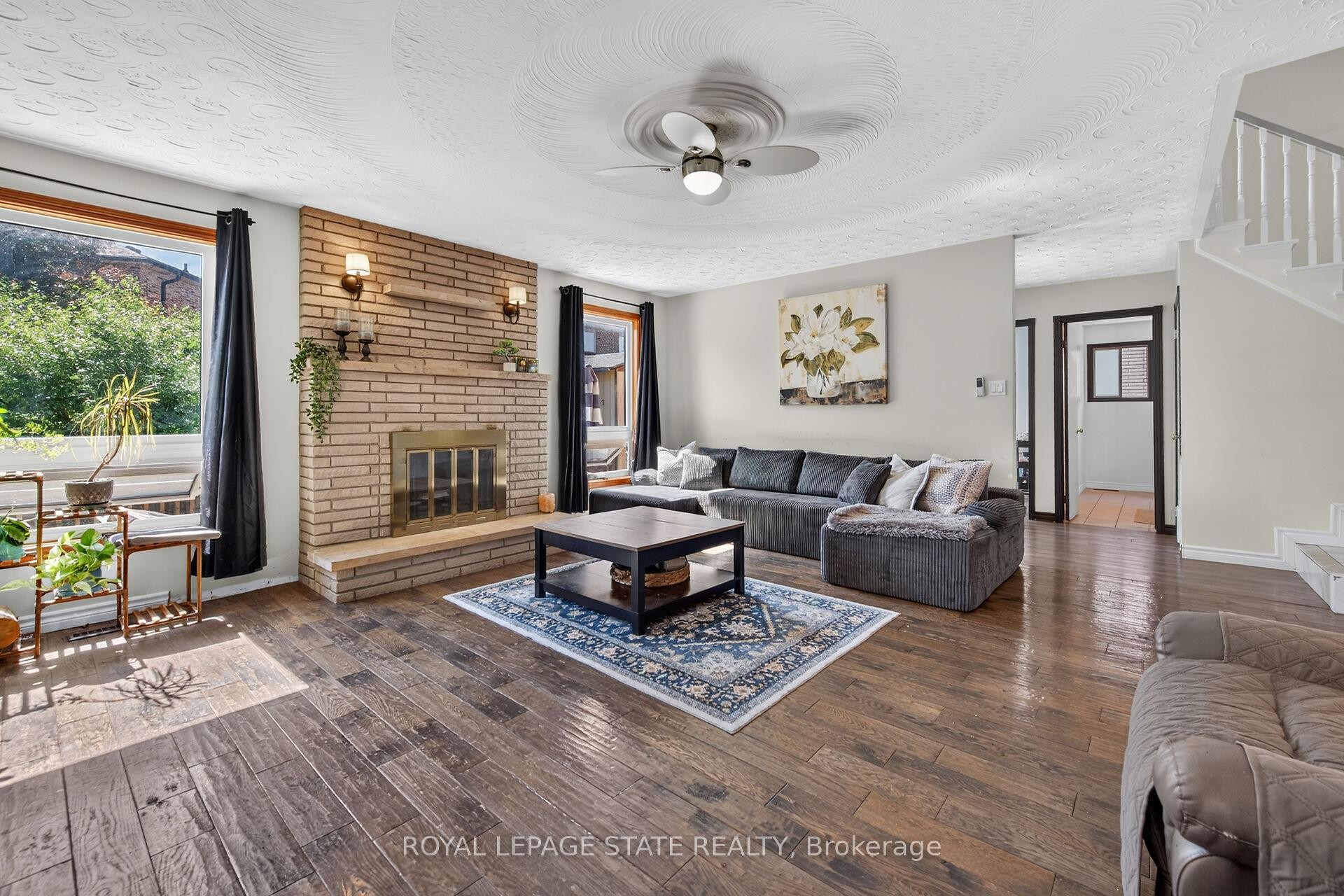 15 Ellen Avenue, Hamilton, ON