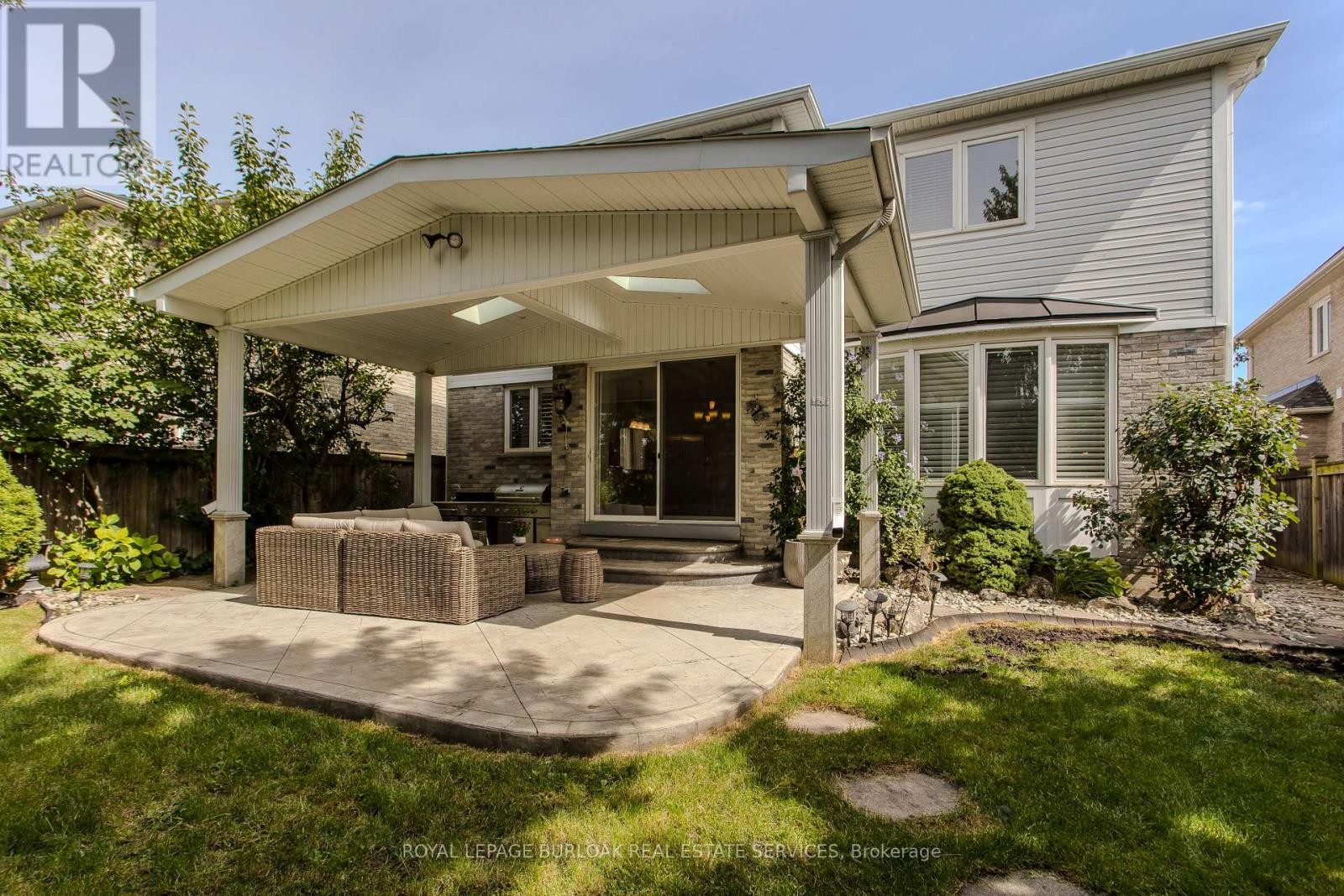 2194 Berwick Drive, Burlington, ON