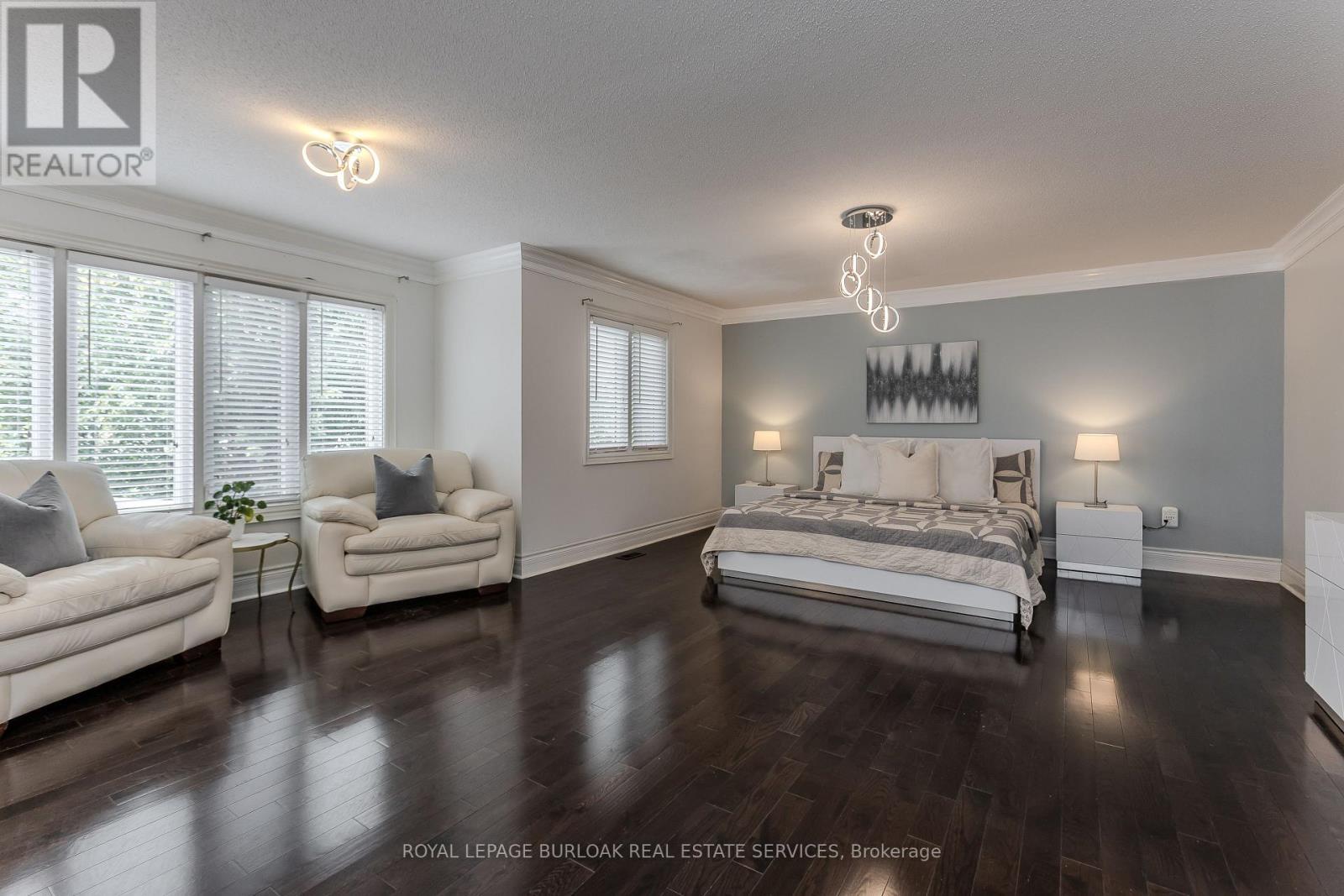 2194 Berwick Drive, Burlington, ON