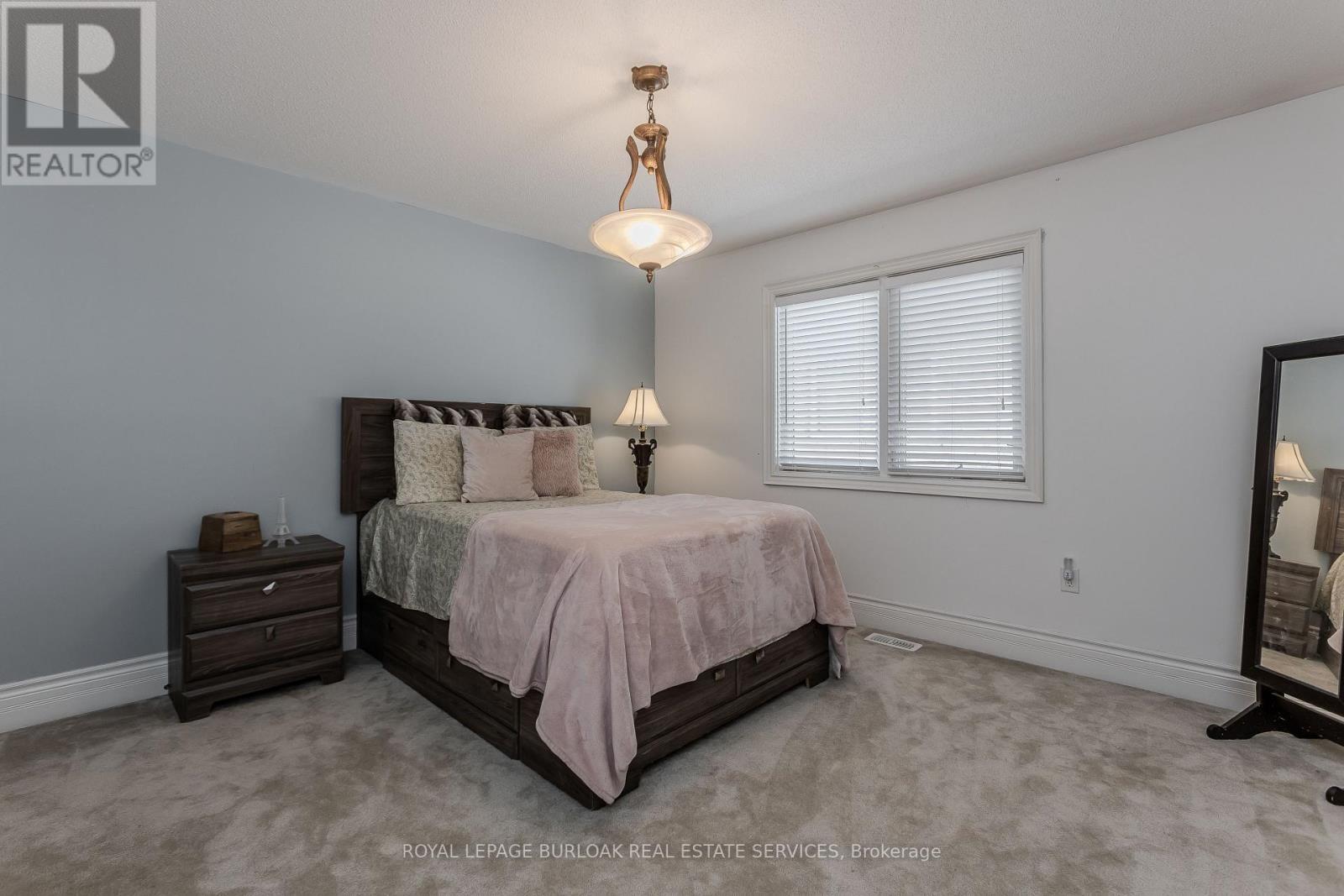 2194 Berwick Drive, Burlington, ON