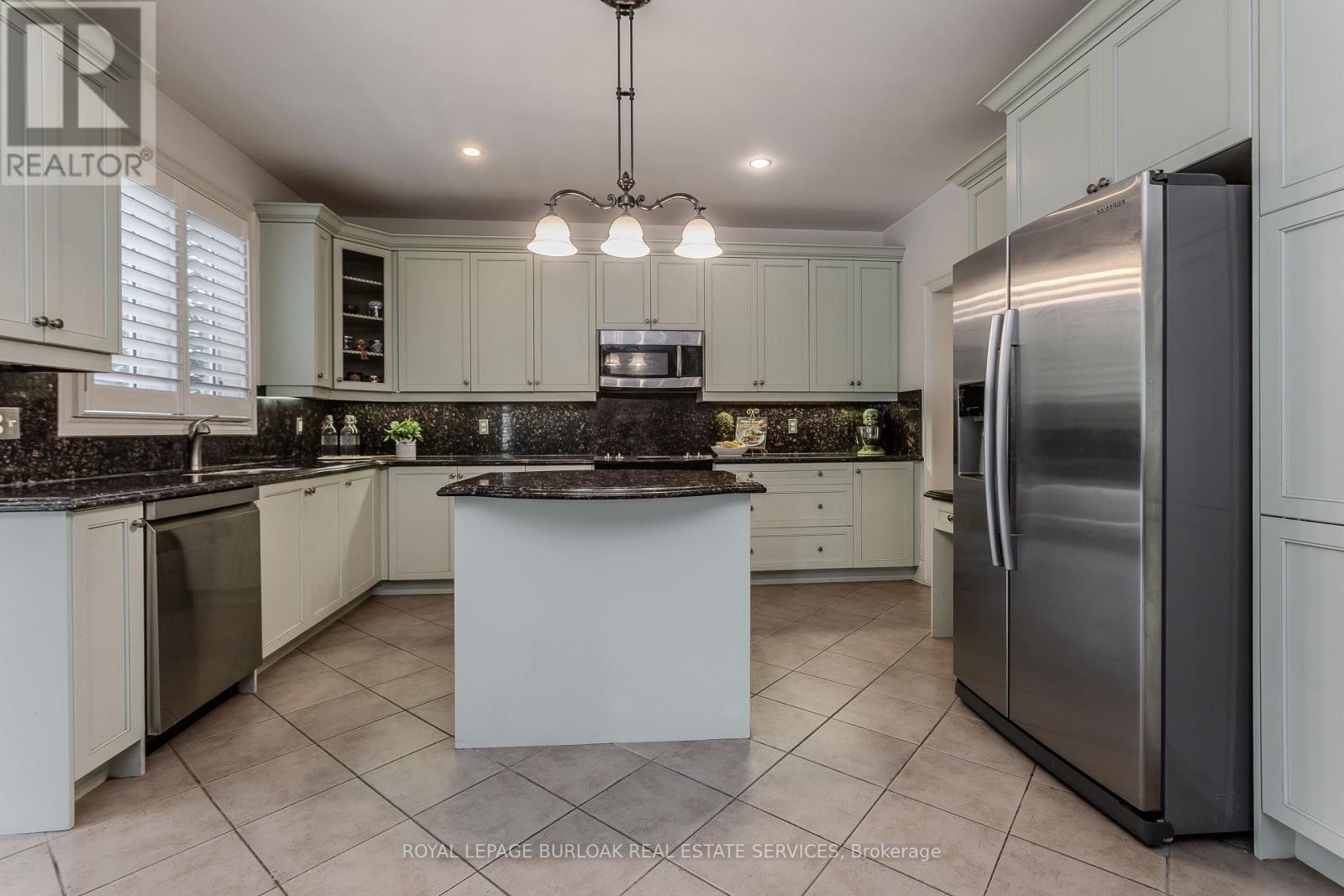 2194 Berwick Drive, Burlington, ON