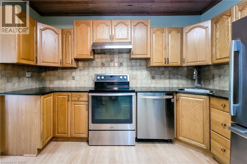 12 Leinster Avenue S, Hamilton, ON