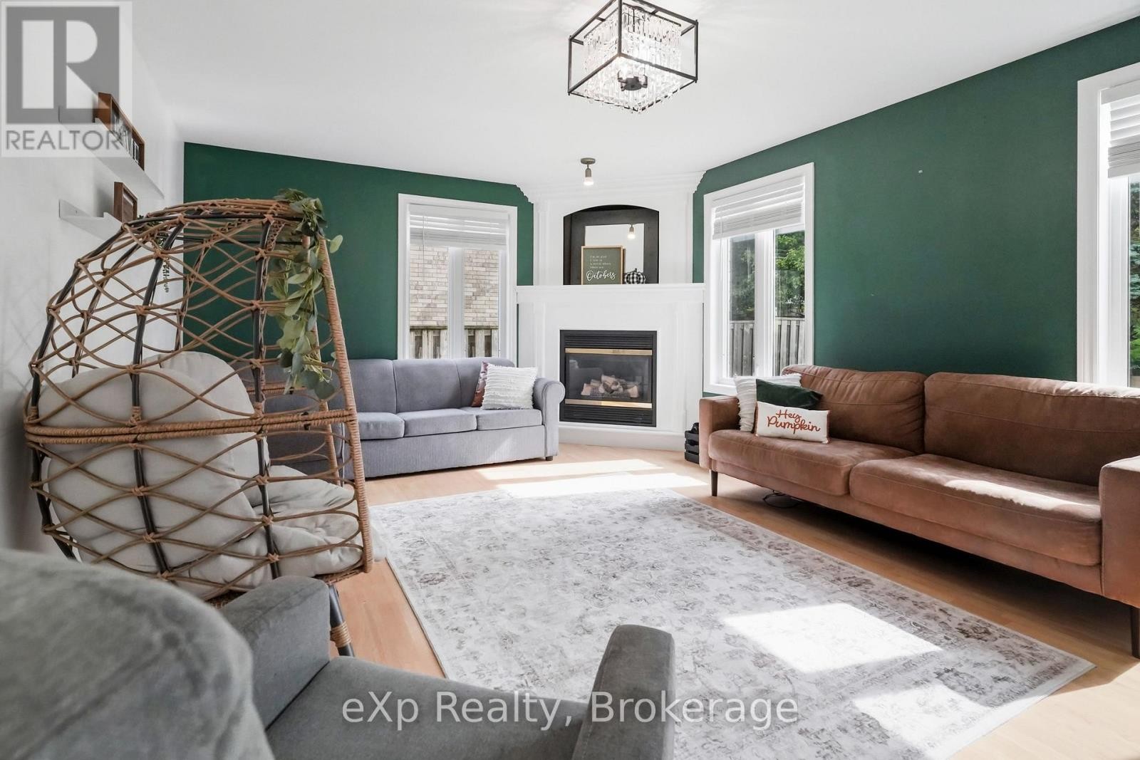 29 Maple Street, Mapleton, ON