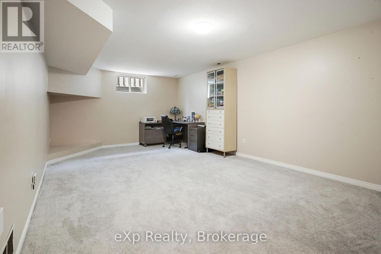 29 Maple Street, Mapleton, ON
