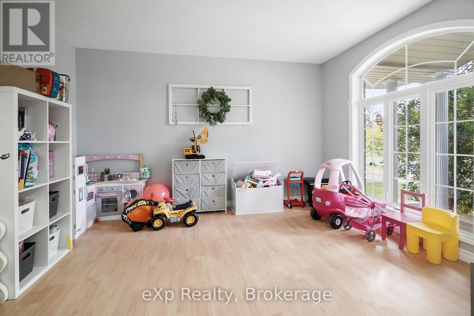 29 Maple Street, Mapleton, ON