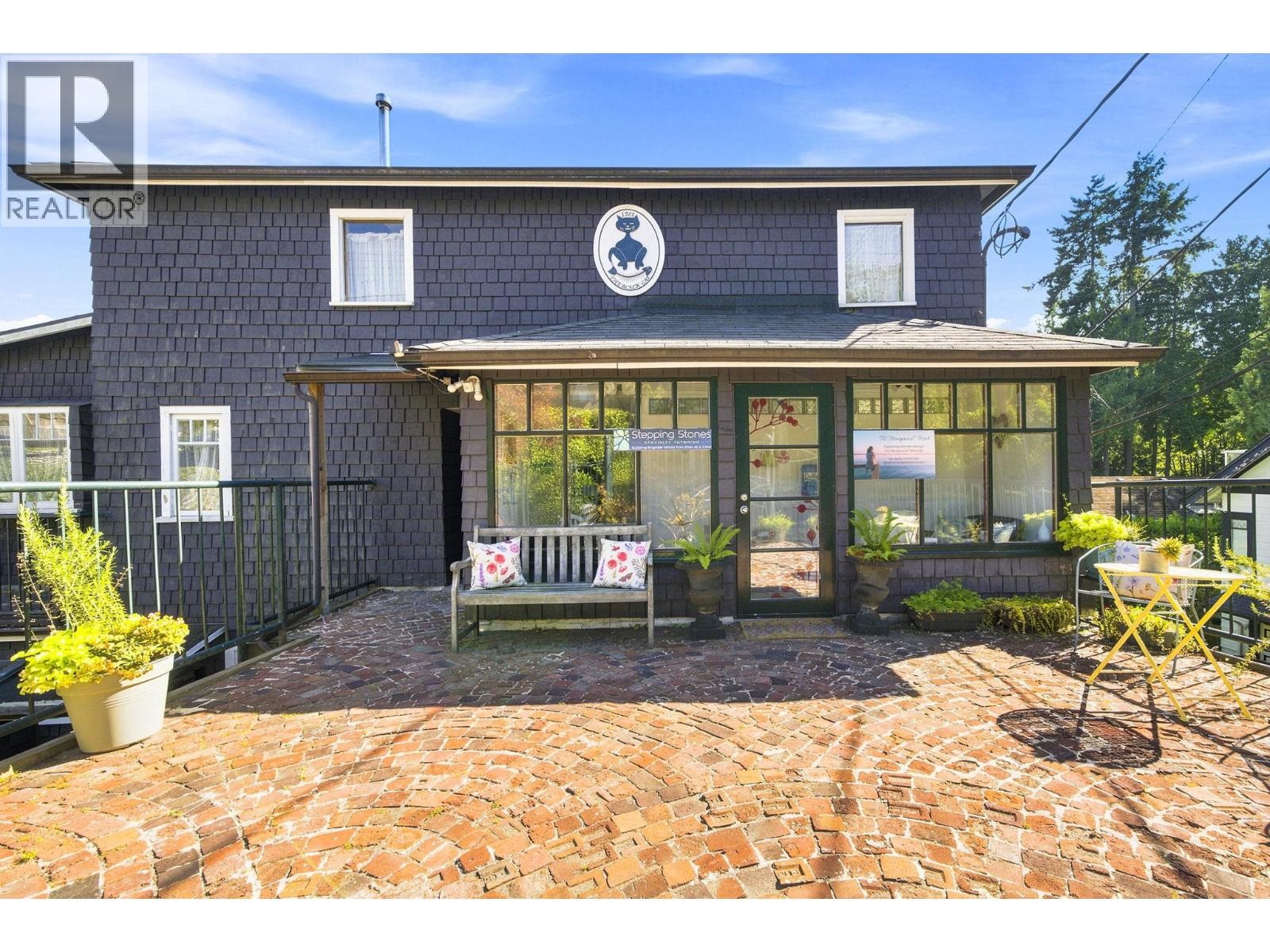 3396 Marine Drive, West Vancouver, BC
