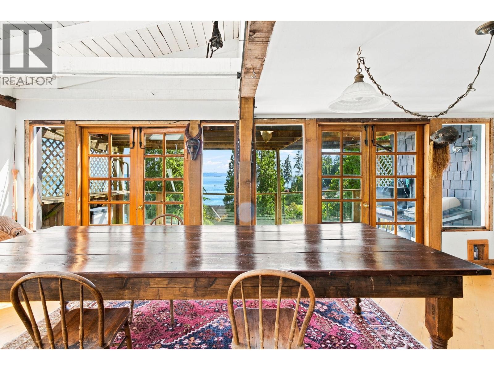 3396 Marine Drive, West Vancouver, BC