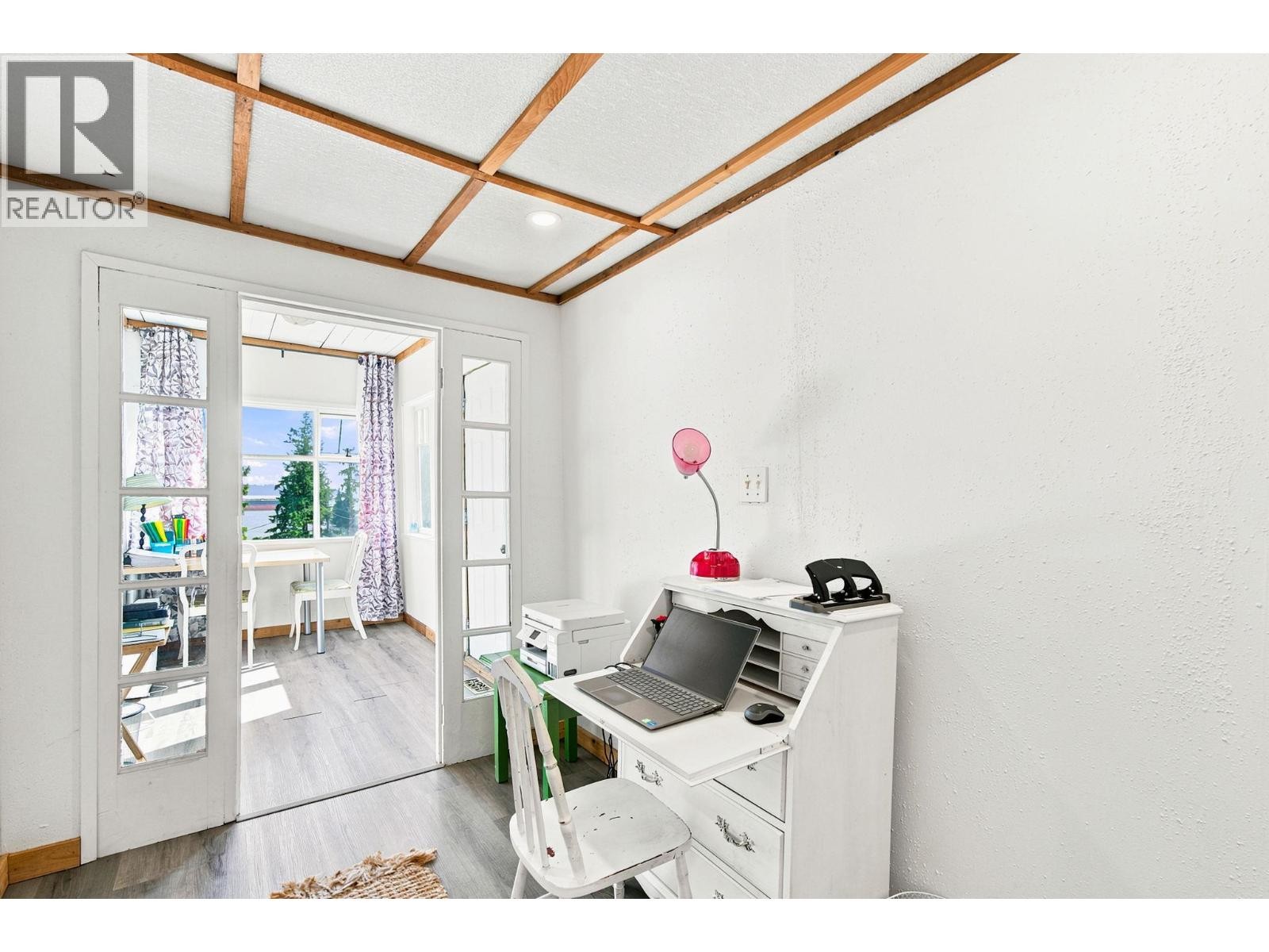 3396 Marine Drive, West Vancouver, BC
