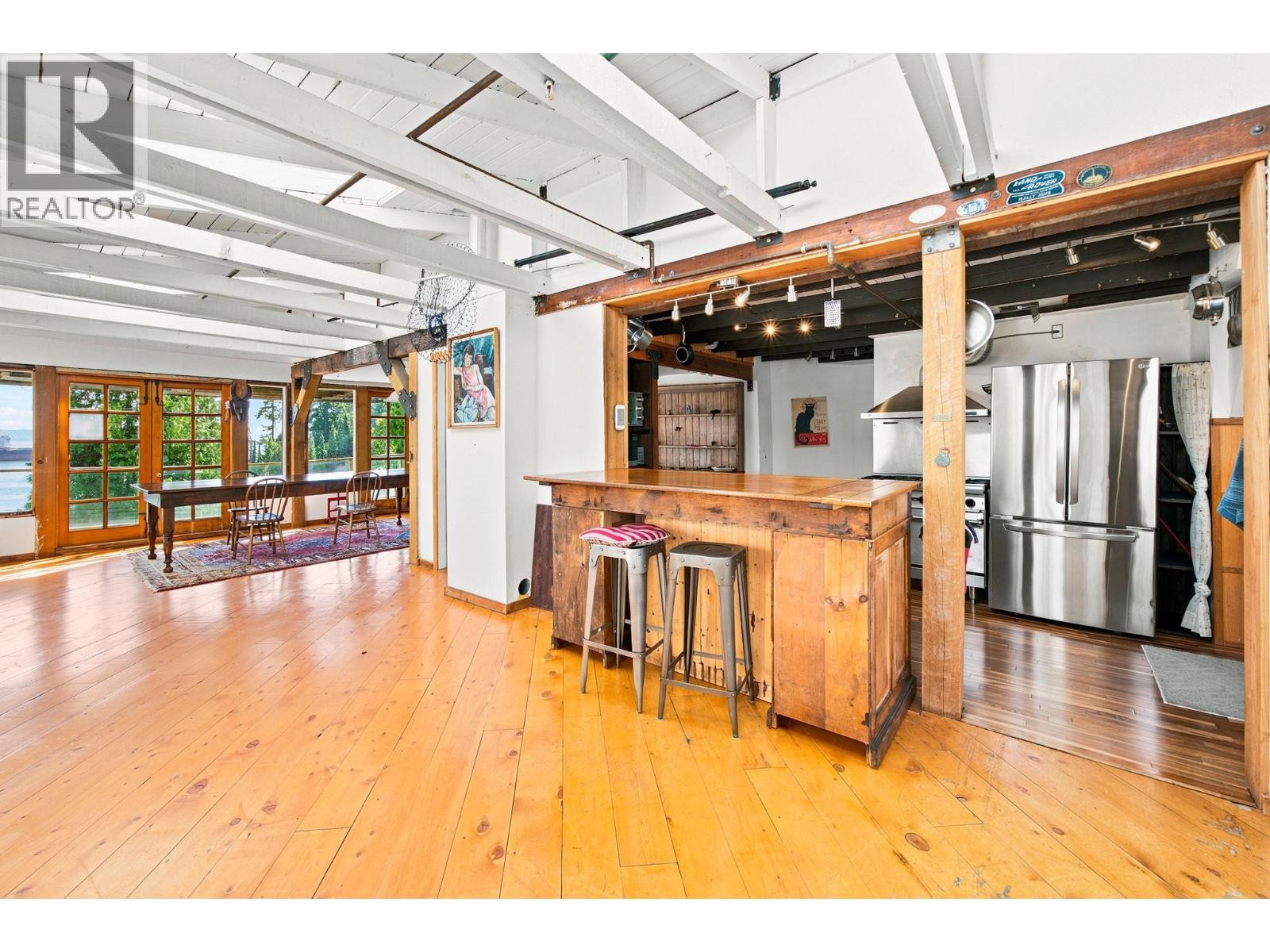 3396 Marine Drive, West Vancouver, BC