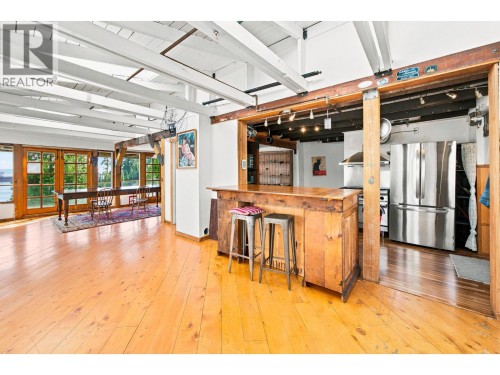 3396 Marine Drive, West Vancouver, BC 
