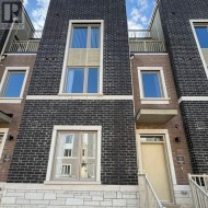 130 - 11 ALMOND BLOSSOM MEWS Vaughan, ON L4K 0N7