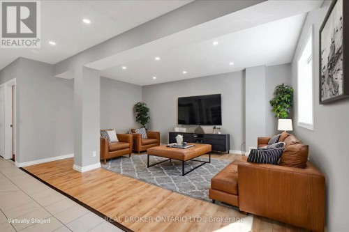 99 Langlaw Drive, Cambridge, ON 
