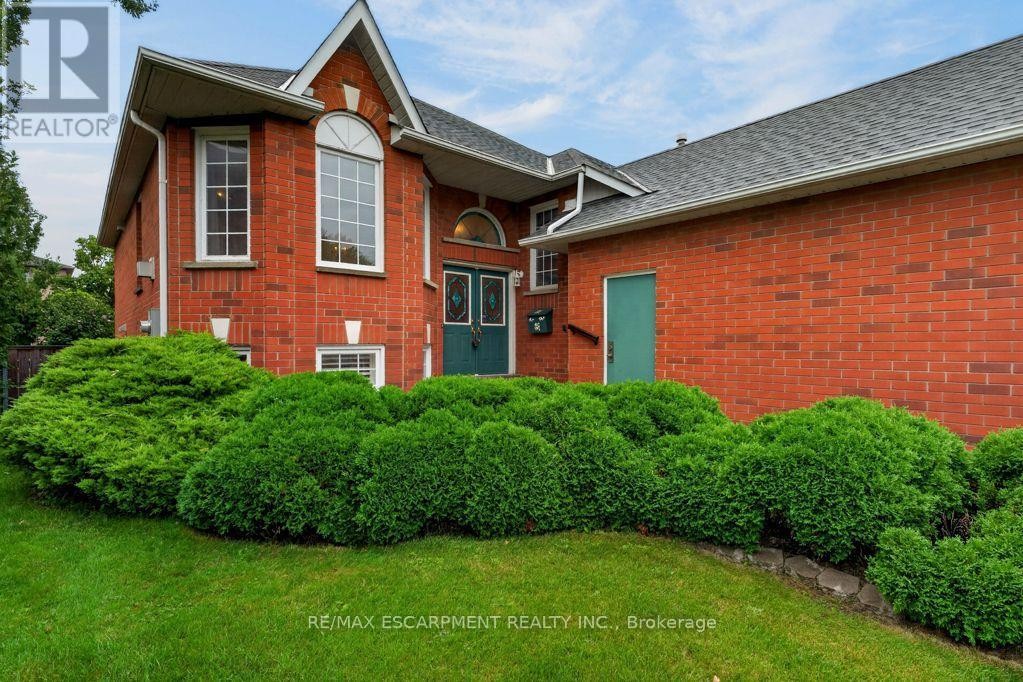 1141 Lockhart Road, Burlington, ON