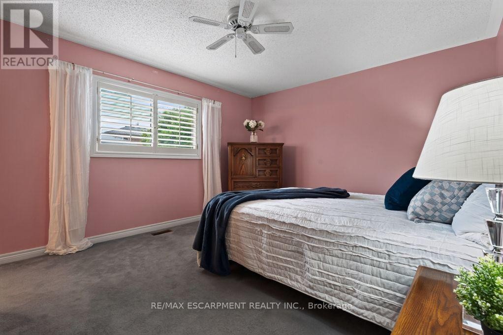 1141 Lockhart Road, Burlington, ON