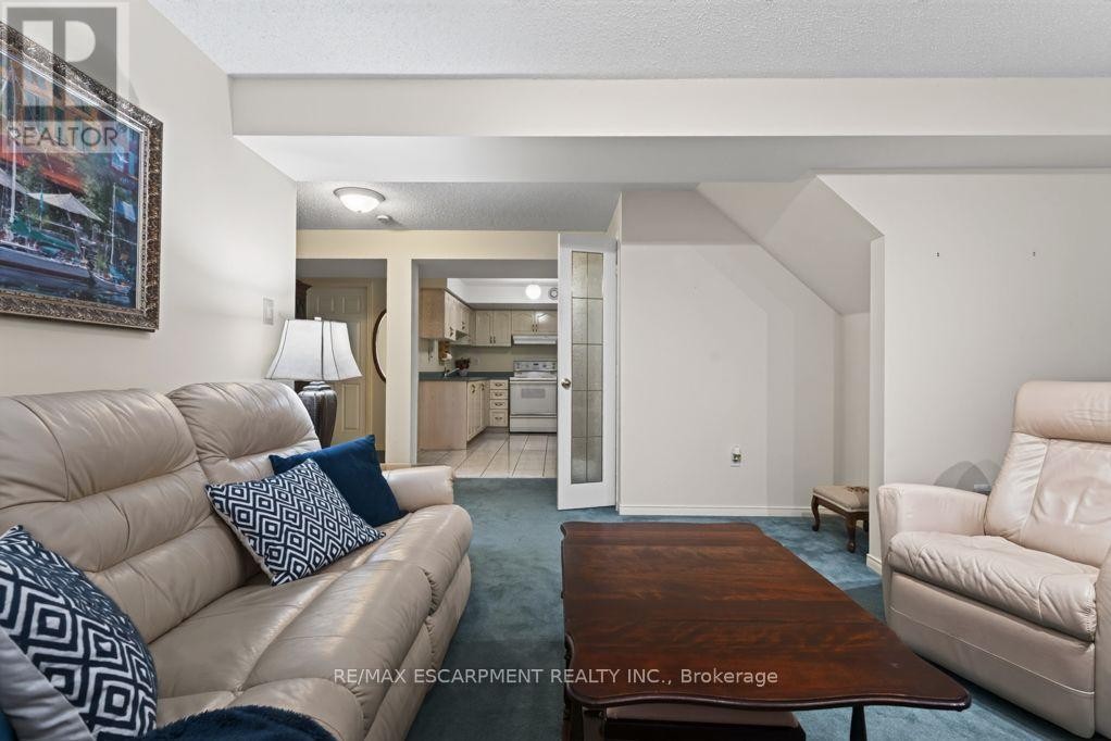 1141 Lockhart Road, Burlington, ON