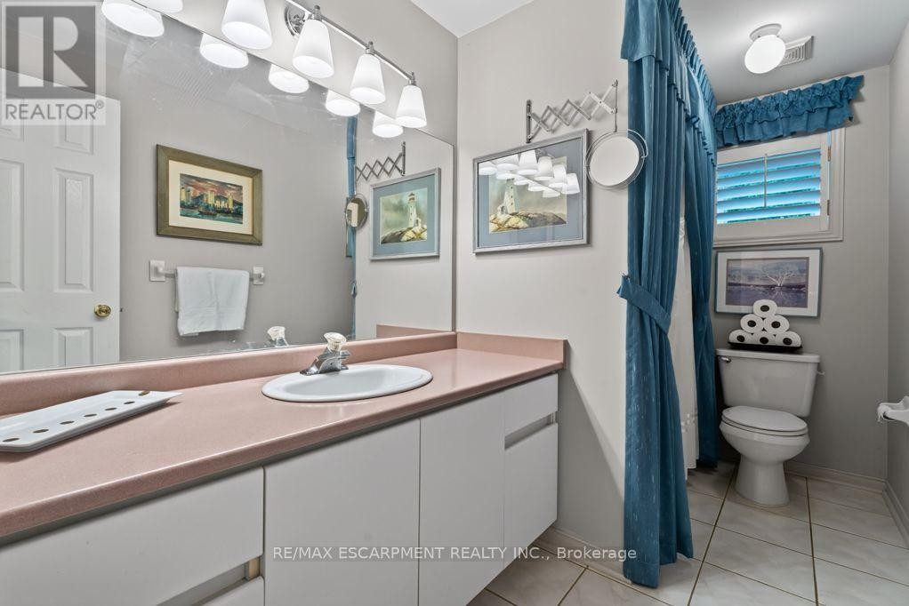 1141 Lockhart Road, Burlington, ON