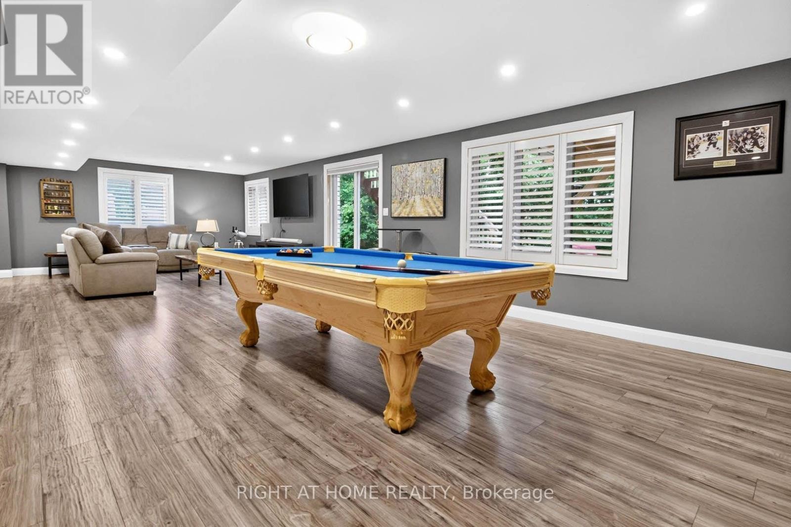 16 Rolling Lane, Hamilton, ON