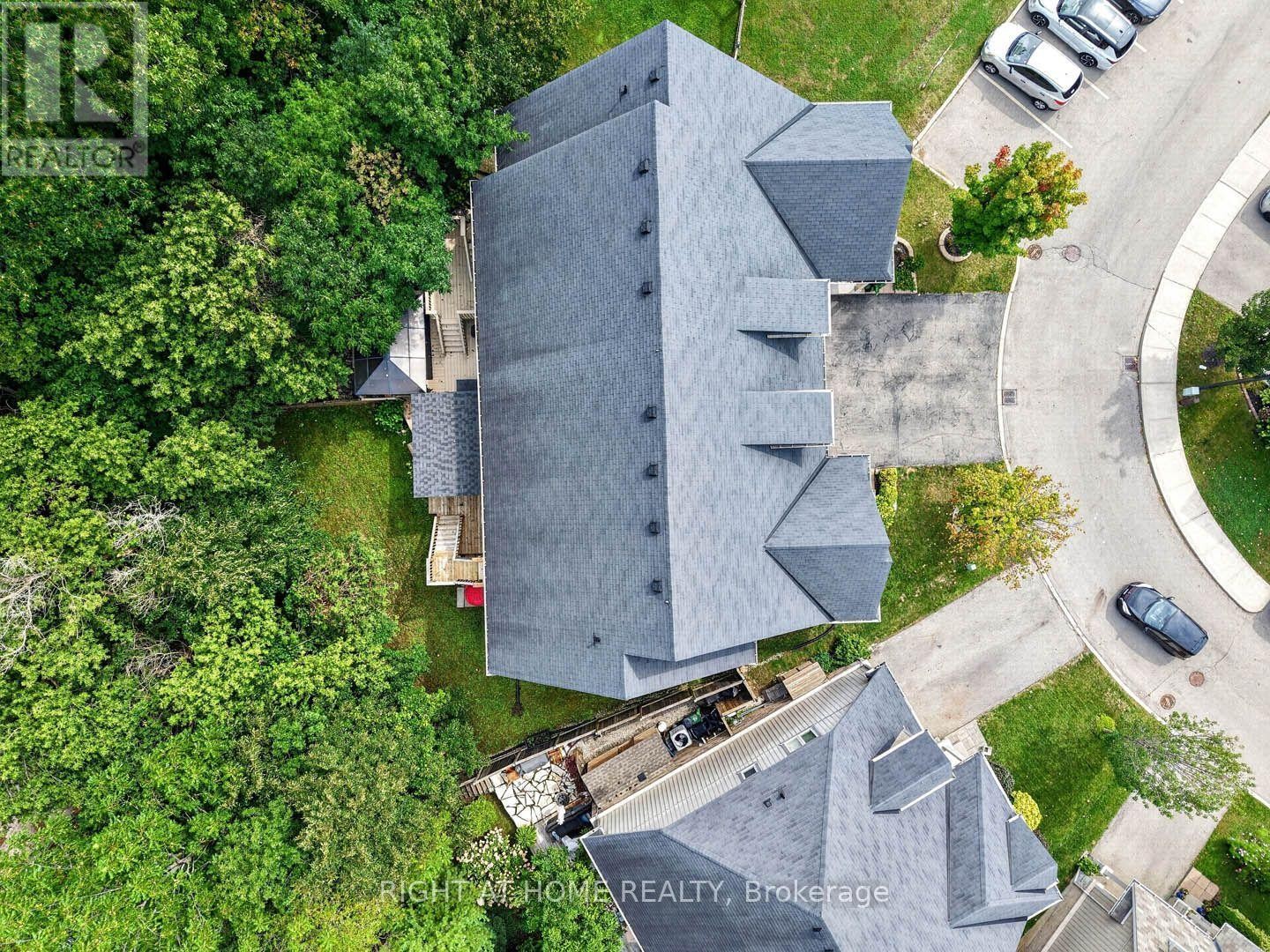 16 Rolling Lane, Hamilton, ON