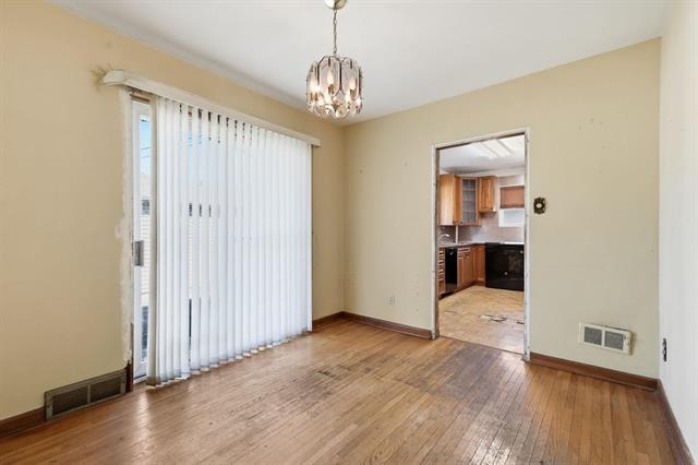 31 Avondale Rd, Winnipeg, MB