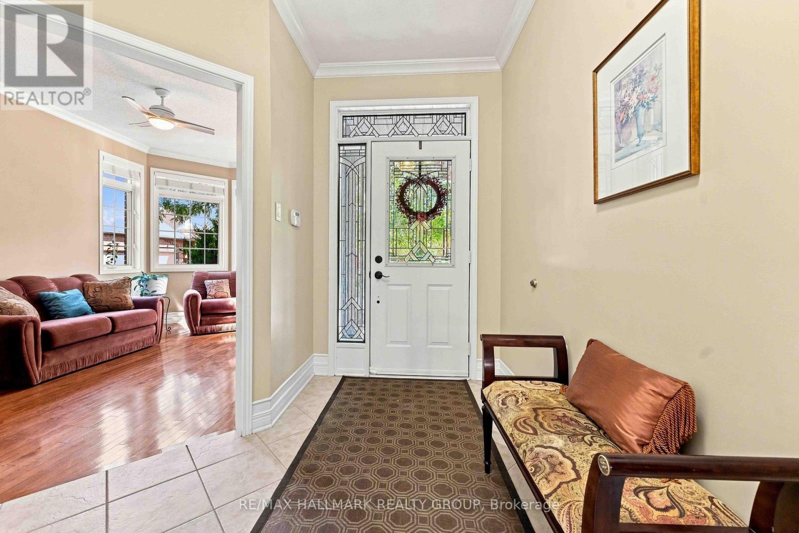 121 Bartlett Private, Ottawa, ON