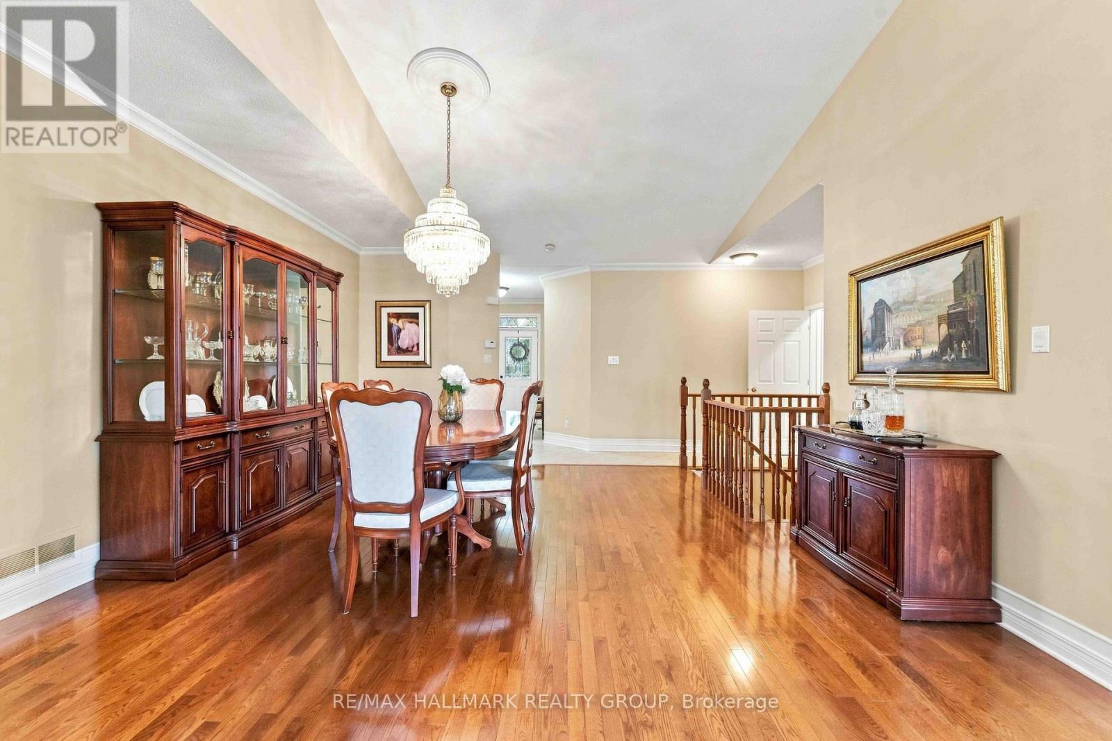 121 Bartlett Private, Ottawa, ON
