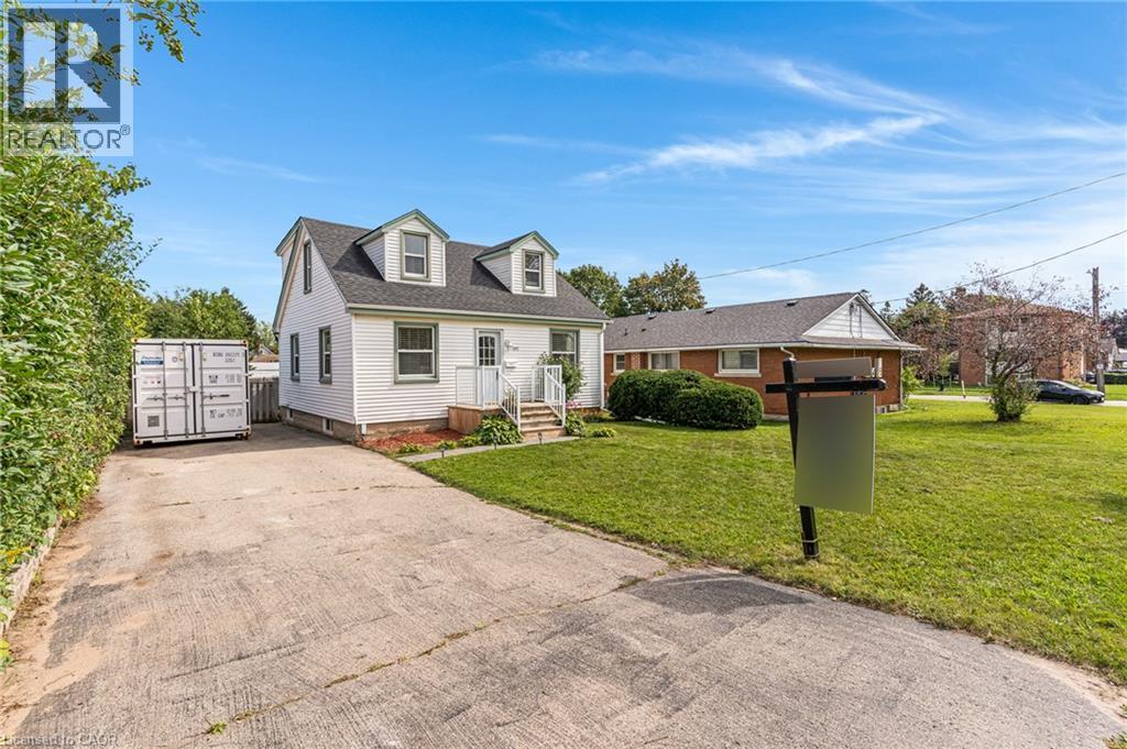 197 Ninth Avenue, Kitchener, ON