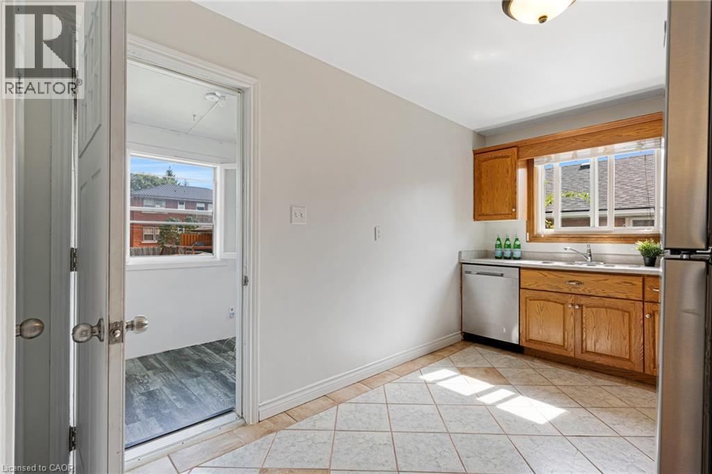197 Ninth Avenue, Kitchener, ON