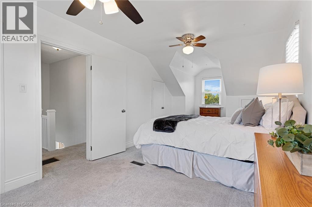 197 Ninth Avenue, Kitchener, ON