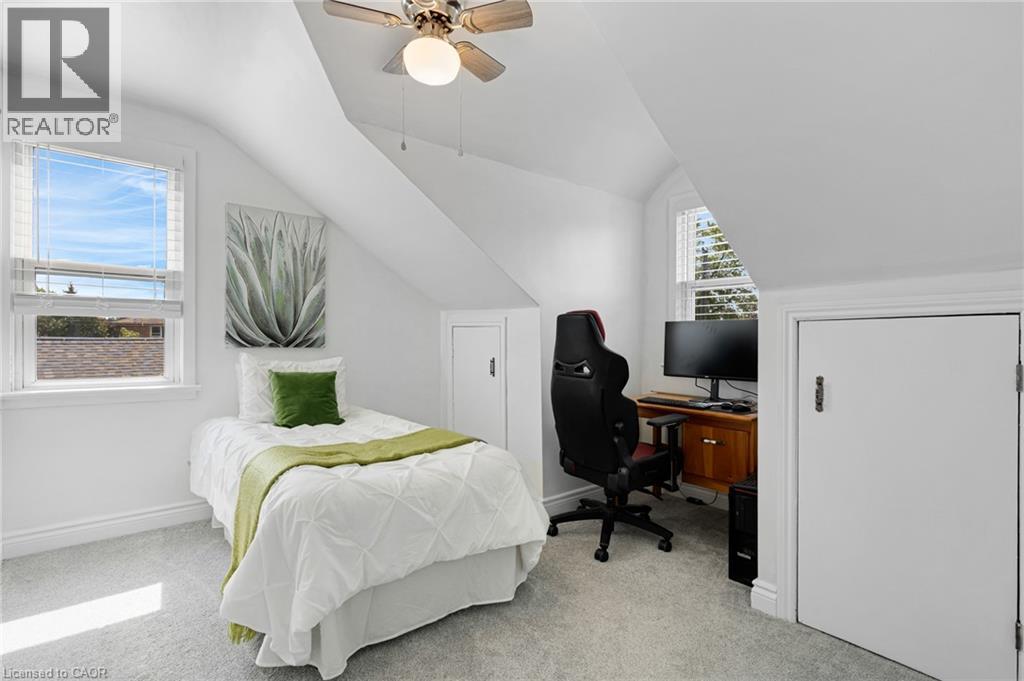 197 Ninth Avenue, Kitchener, ON
