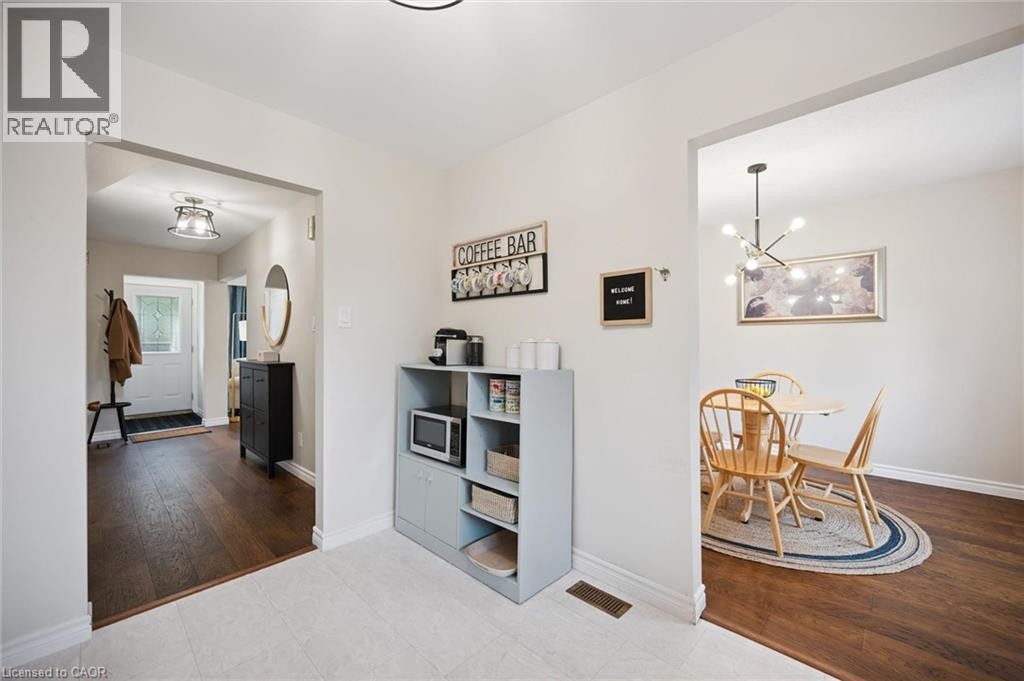 37 Shadeland Crescent, Kitchener, ON