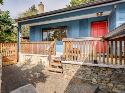 905 Gade Rd Langford, BC V9B 4Z6