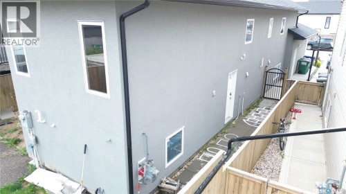 239 Bentley Court, Saskatoon, SK 