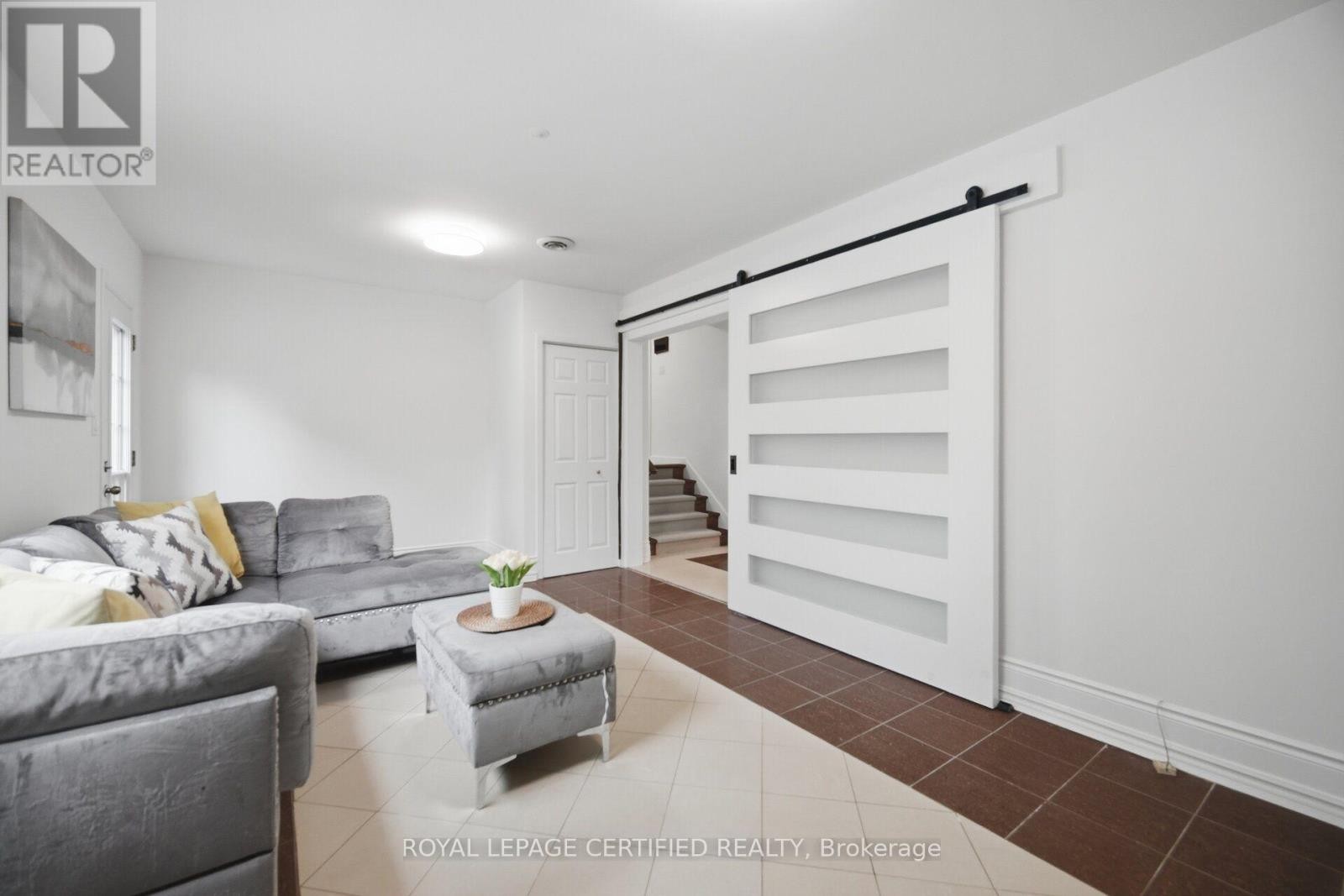 3490 Rexway Drive, Burlington, ON
