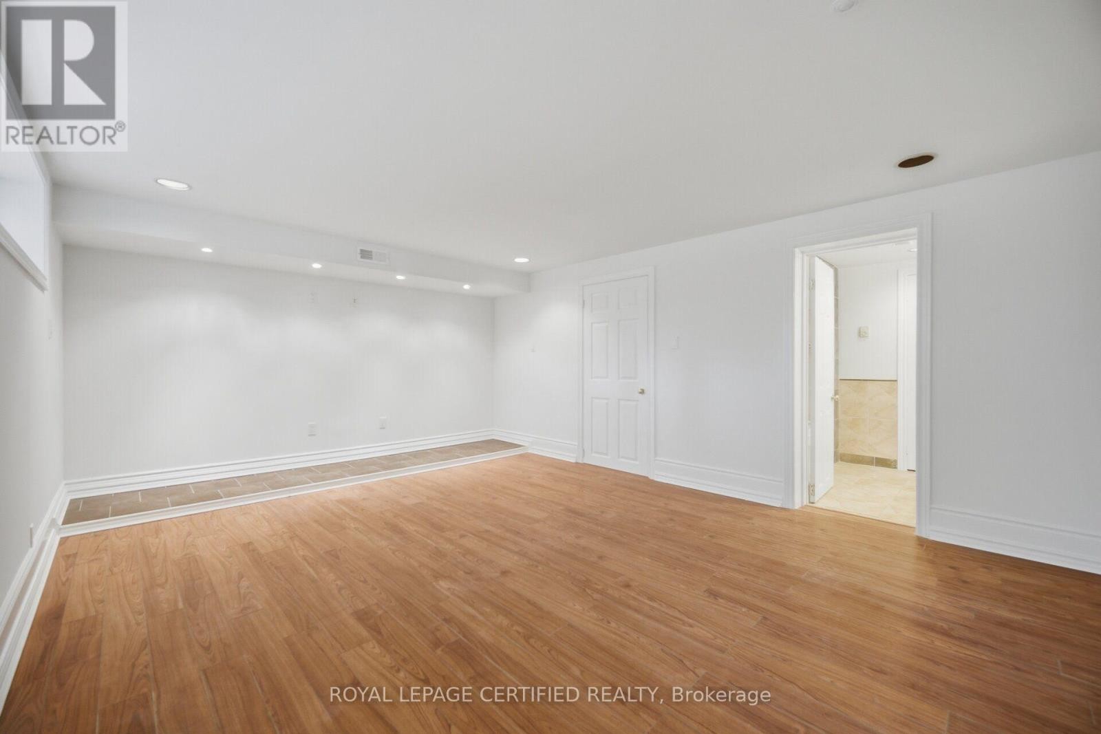 3490 Rexway Drive, Burlington, ON