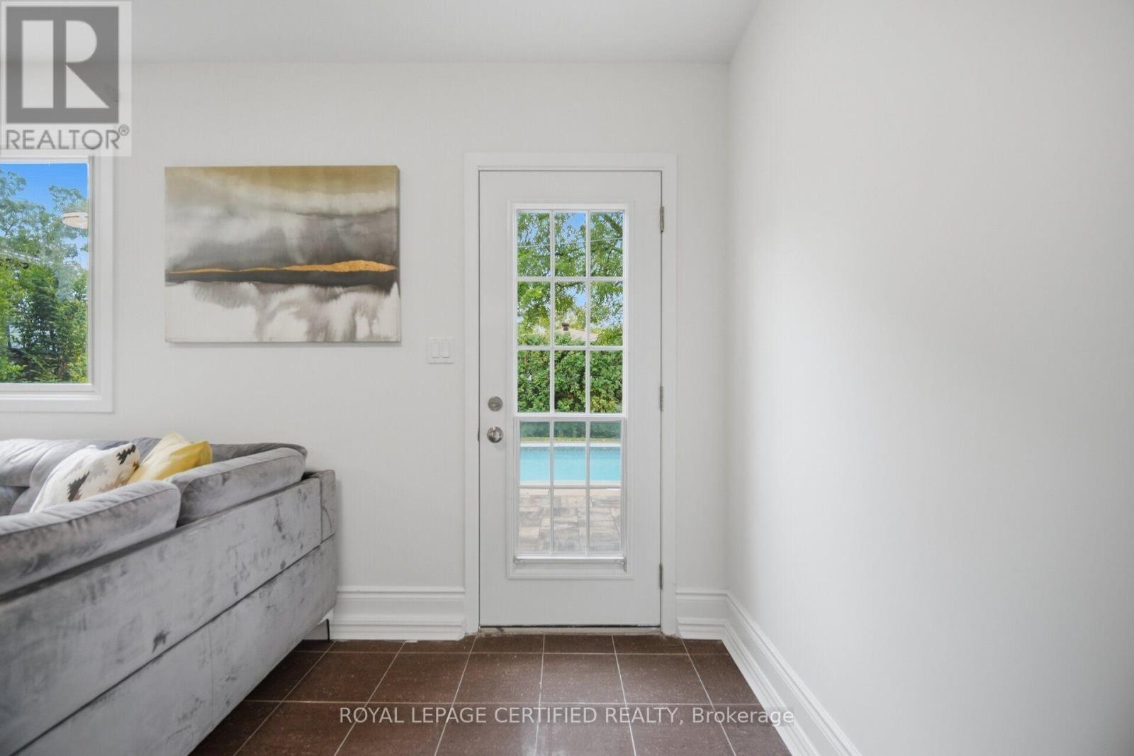 3490 Rexway Drive, Burlington, ON