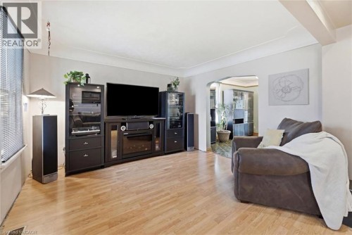 144 Campbell Avenue, Hamilton, ON 