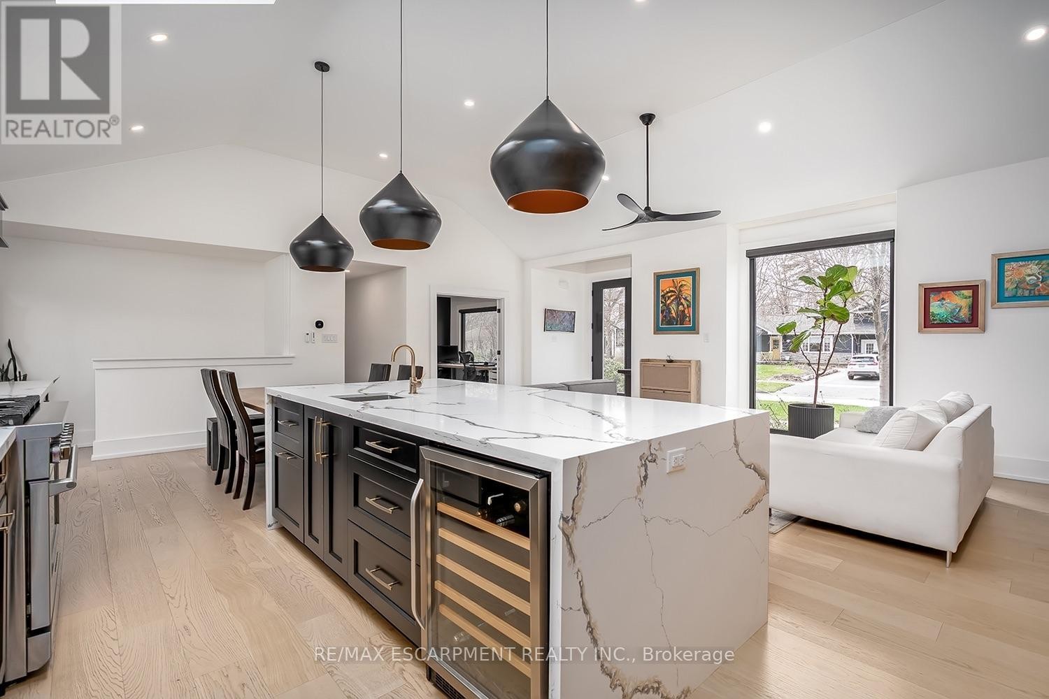 327 Goodram Drive, Burlington, ON
