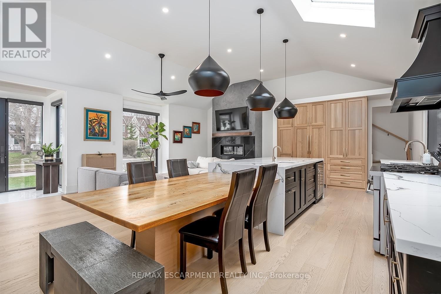 327 Goodram Drive, Burlington, ON
