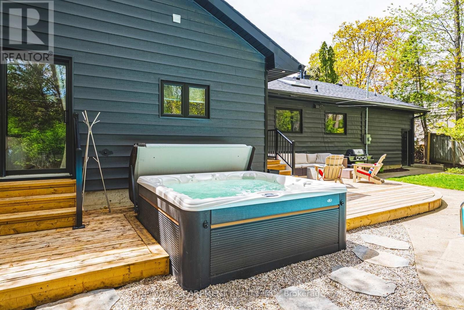 327 Goodram Drive, Burlington, ON