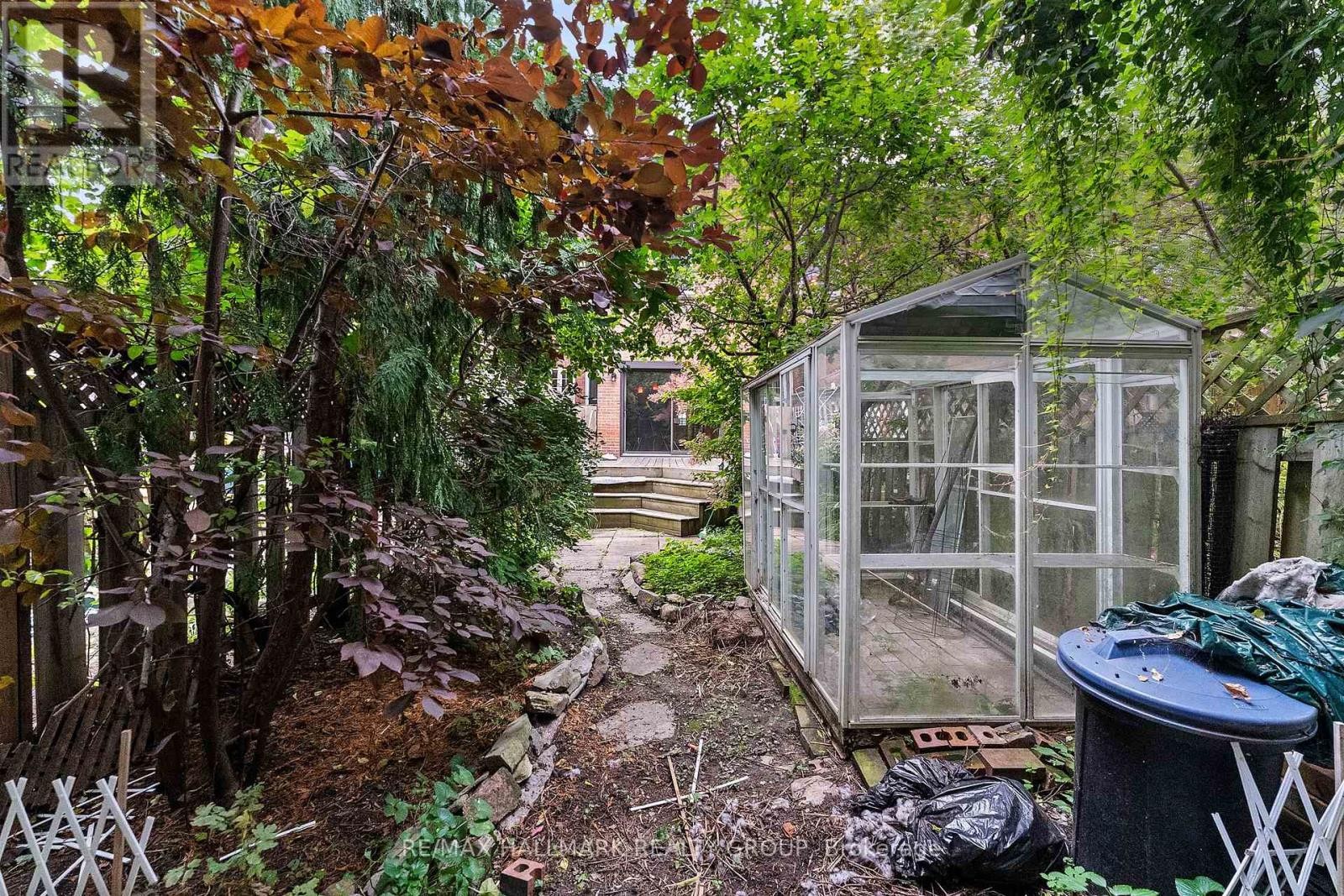 157 St Andrew Street, Ottawa, ON