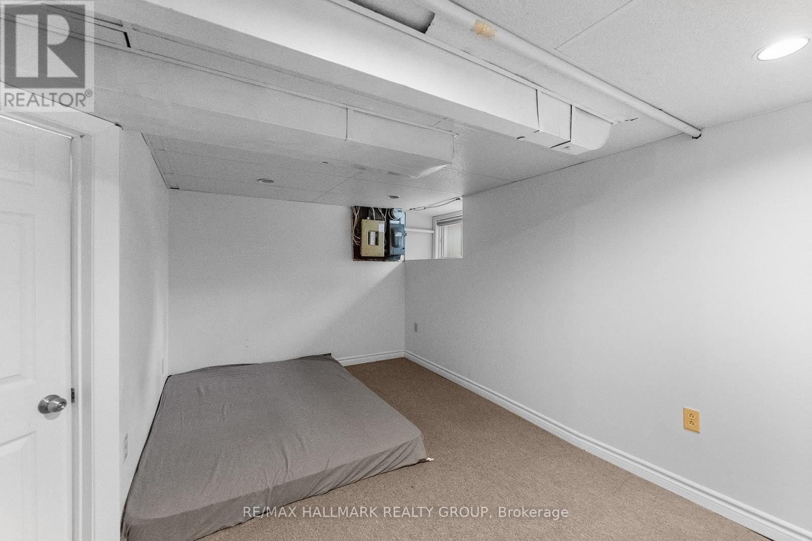 157 St Andrew Street, Ottawa, ON