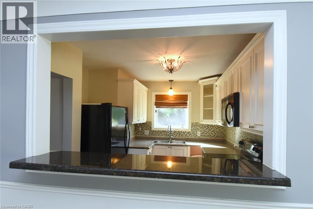 945 Glen View Avenue, Burlington, ON