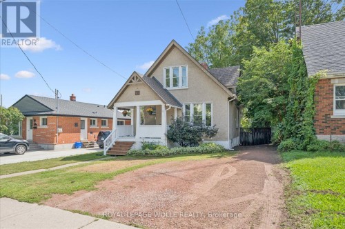 99 Cedar Street, Cambridge, ON 