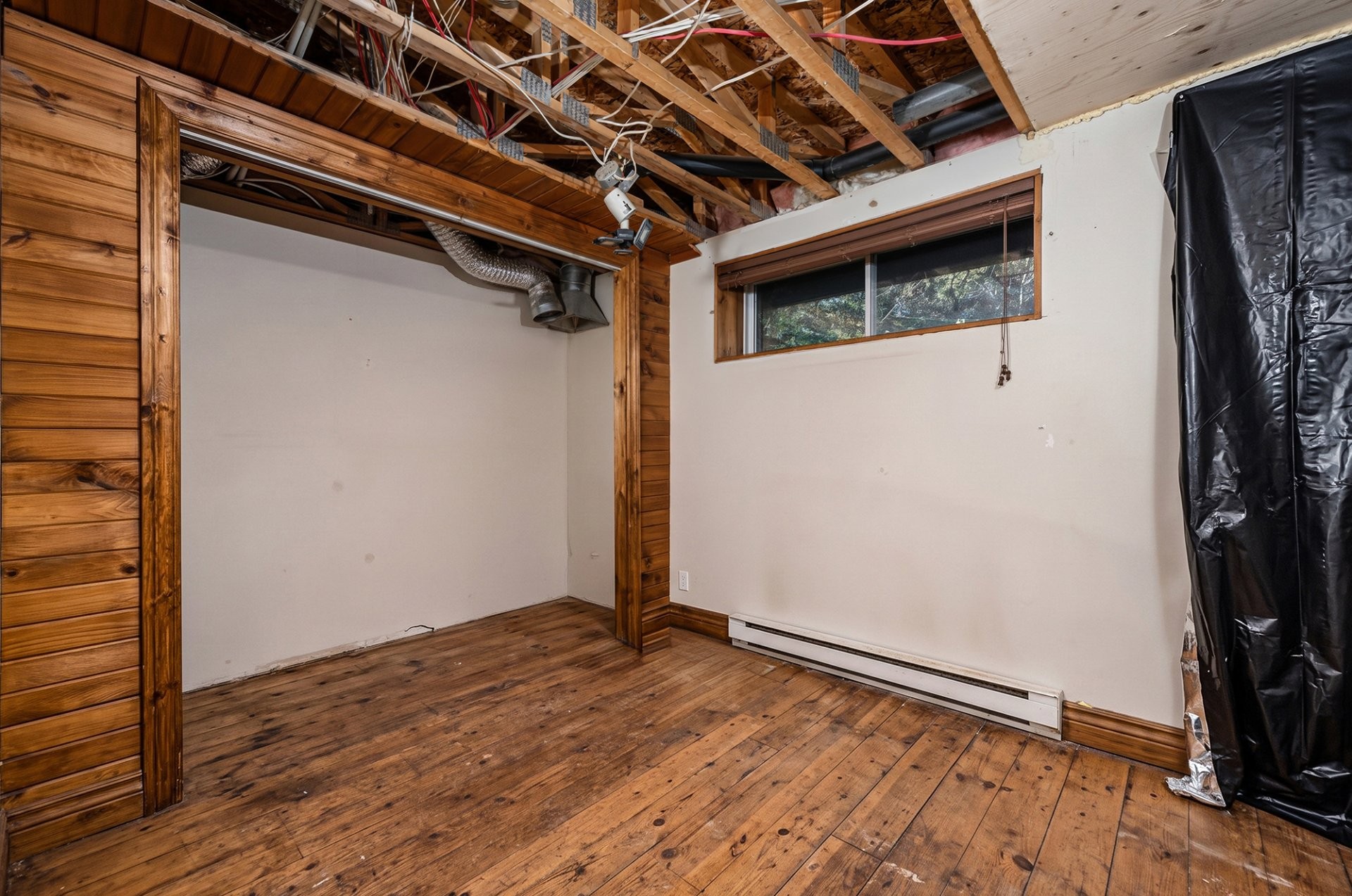Basement - 60 Rue Maréchal-Ferrant, Saint-Calixte, QC