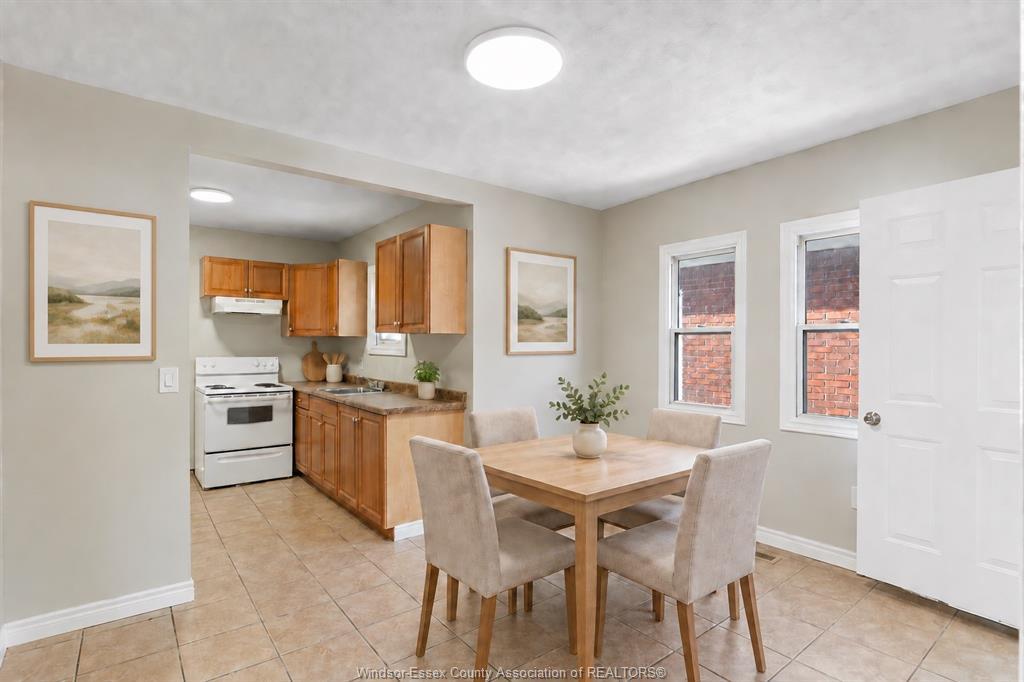 955 Mcewan, Windsor, ON
