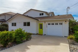 2485 Orchard Ave Sidney, BC V8L 1V4