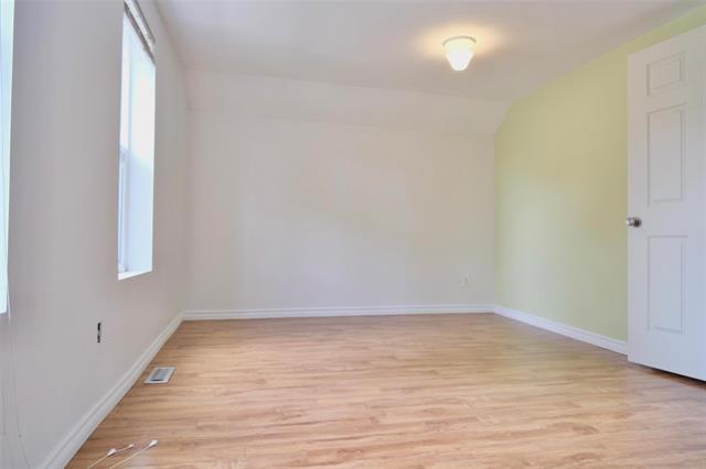 562 Beverley St, Winnipeg, MB