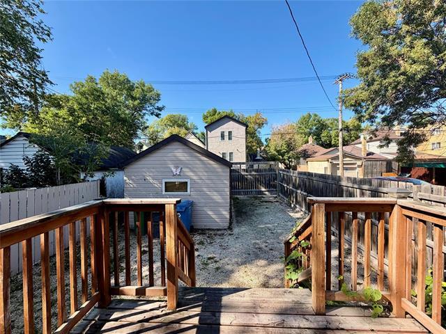 562 Beverley St, Winnipeg, MB