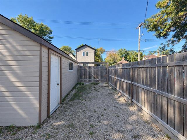 562 Beverley St, Winnipeg, MB