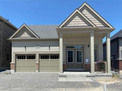 38 Pietrowski Drive Georgina, ON L4P 0K2